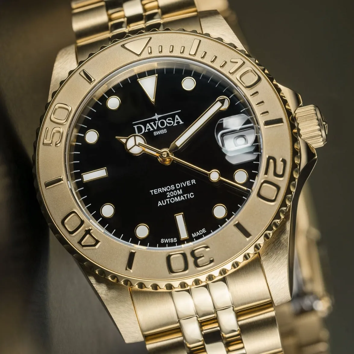 DAVOSA Ternos Medium automatisk dykkerklokke 36,5 mm
