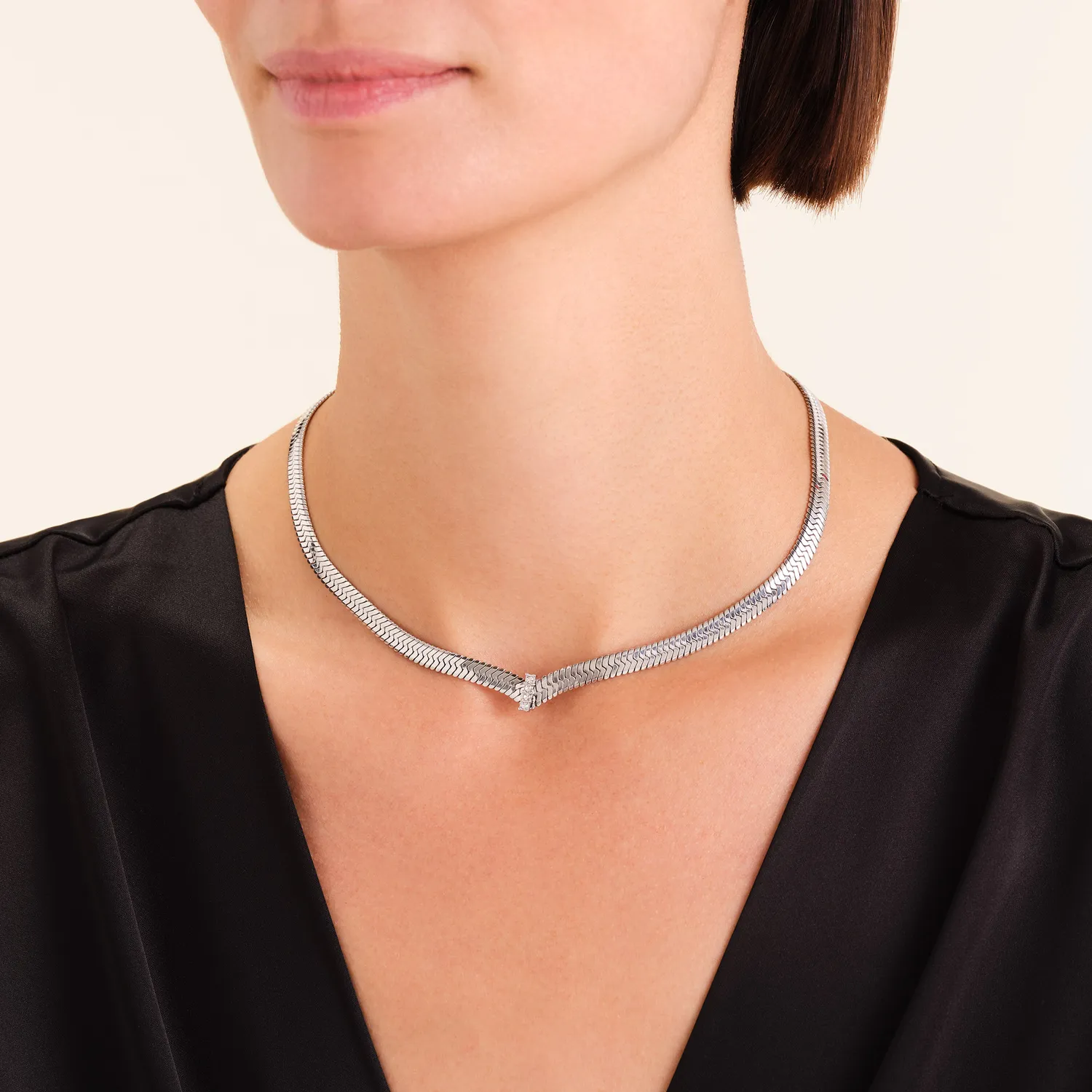 Rosefield Essentials Crystal Snake Necklace halskjede gull 45–49 cm
