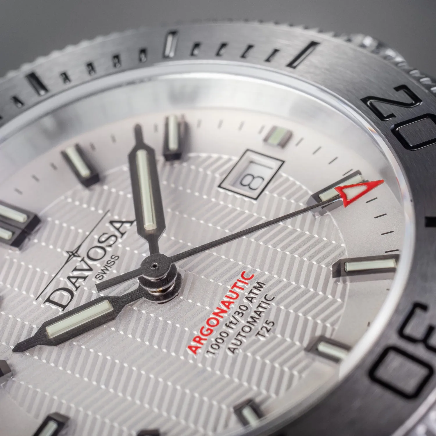 DAVOSA Argonautic Lumis BS automatisk dykkerklokke med tritiumlys