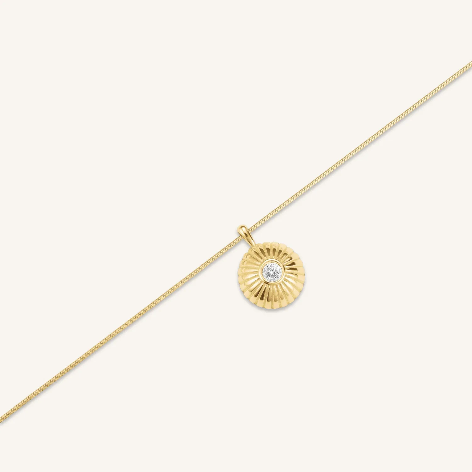 Rosefield Essentials Solitaire Coin Necklace halskjede gull 42–46 cm