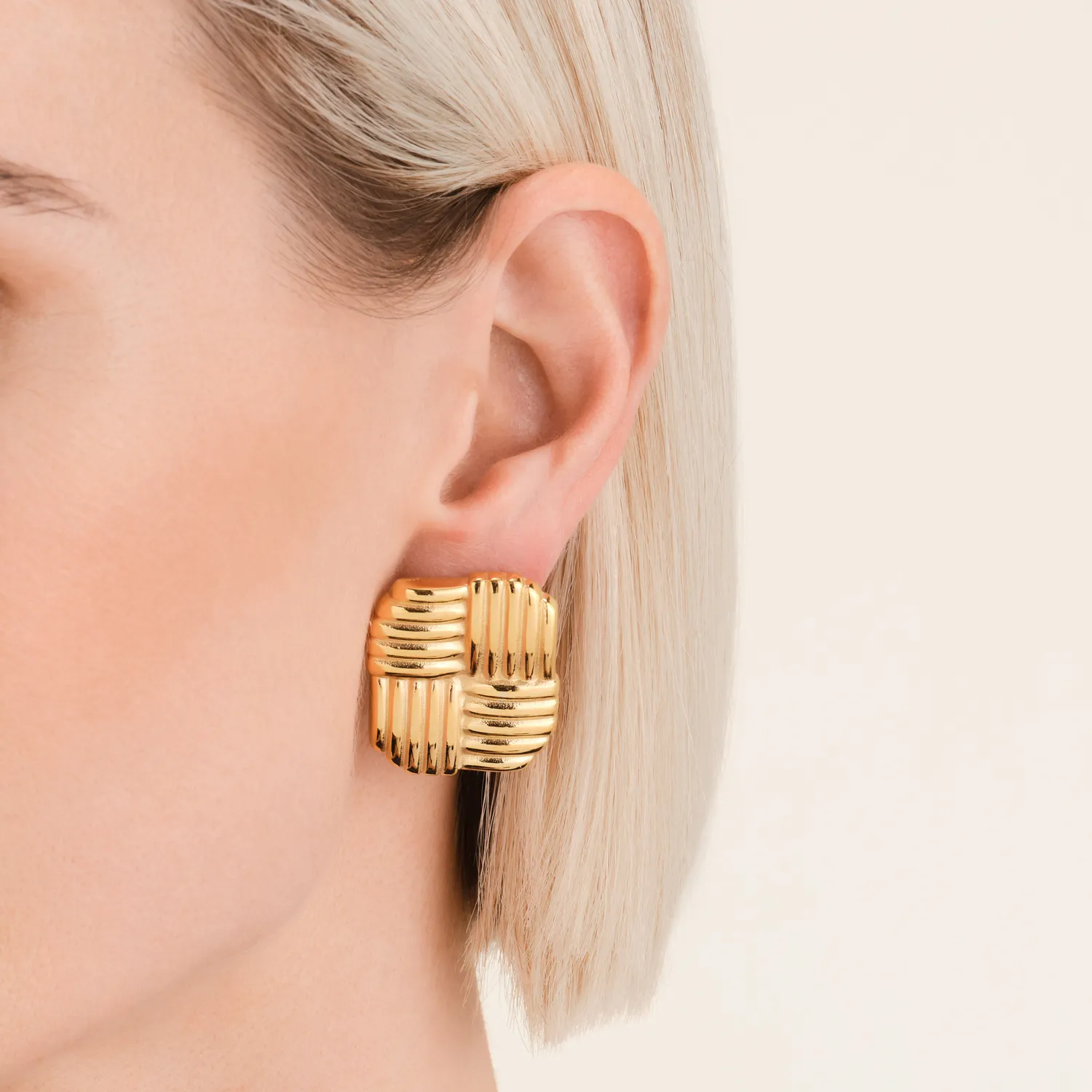 Rosefield Essentials Texture Earrings øredobber gull 2,5 × 2,9 cm