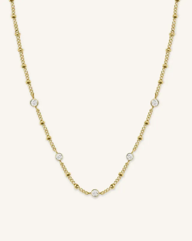 Rosefield Multi Crystal Necklace halskjede 41–45 cm gullbelagt
