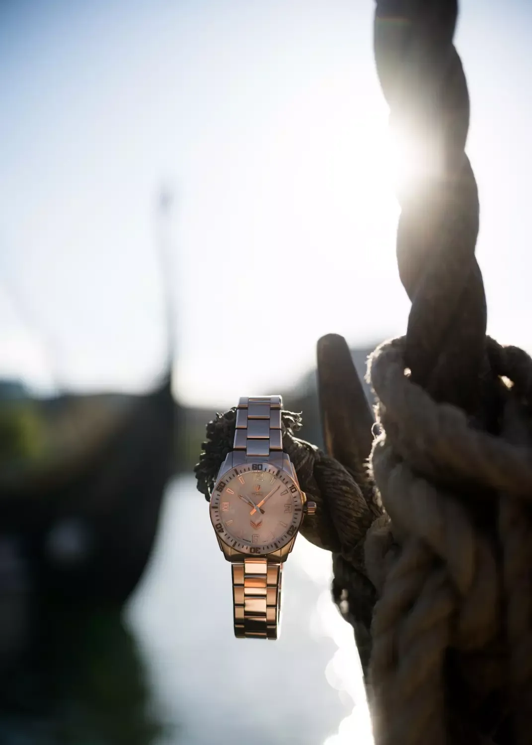 Perfekt Ur Valkyrie Saga Rosé Varmrosa Perlemor Tallskive klokke 37 mm