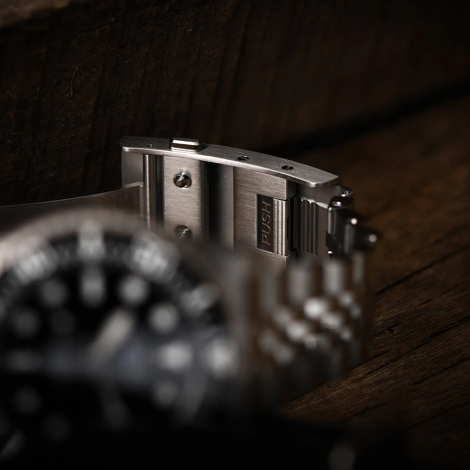 DAVOSA Ternos Professional 68h automatisk dykkerklokke