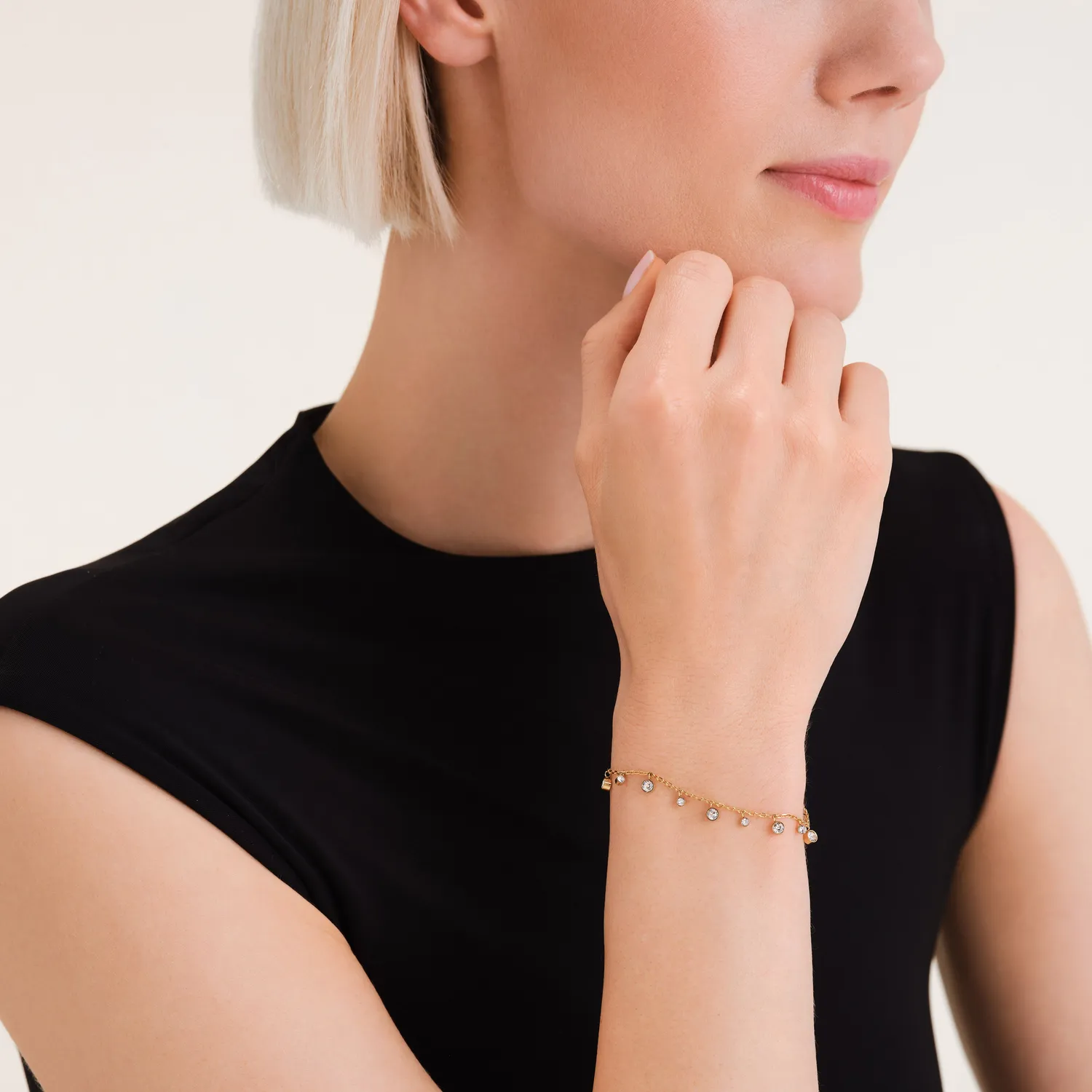 Rosefield Multi-Crystal Bracelet armbånd 16–19,5 cm gull