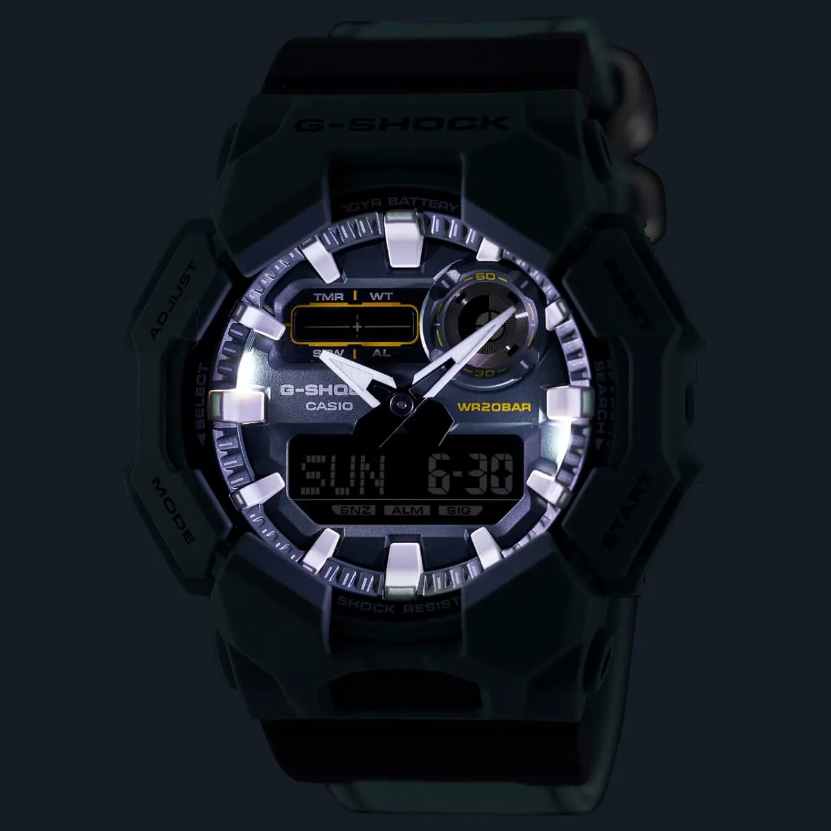 G-Shock Classic GA-010CE-2AER klokke