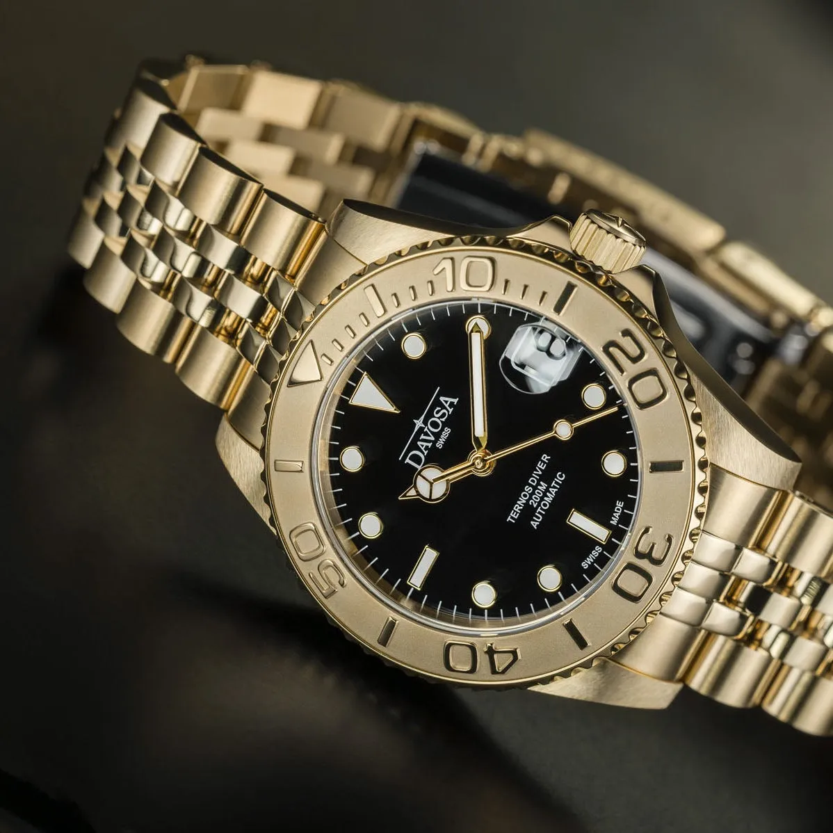 DAVOSA Ternos Medium PentaLink PVD Gelbgold klokkel lenke 18 mm