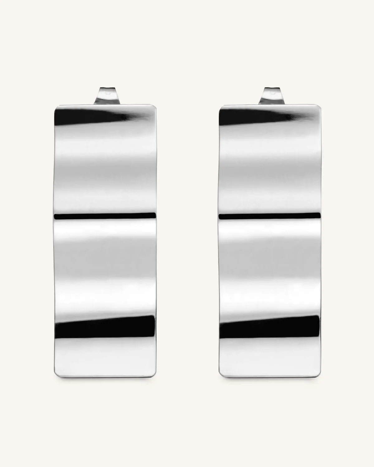 Rosefield The Lois Wave Charm Earring øredobb sølv