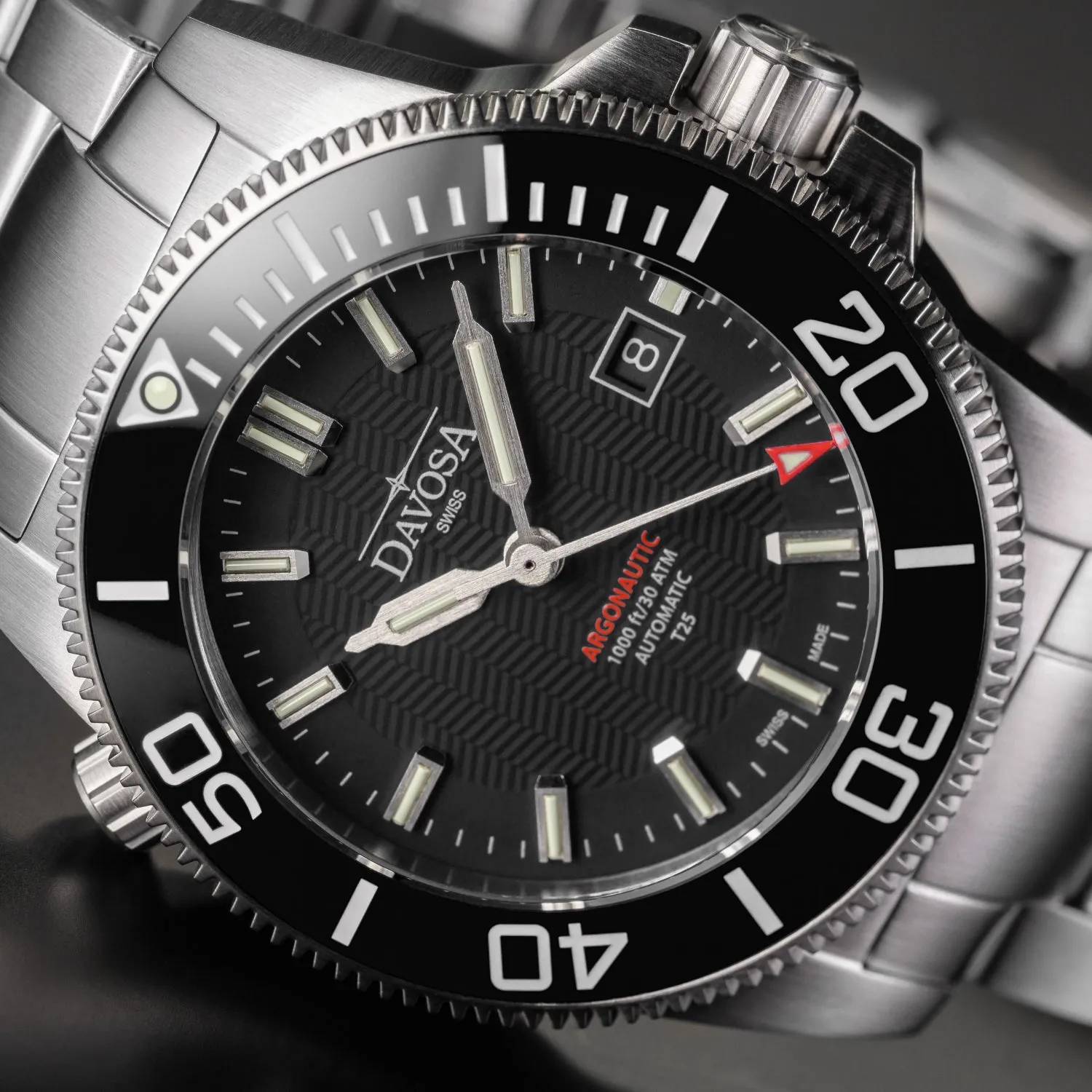 DAVOSA Argonautic Lumis automatisk dykkerklokke med tritium