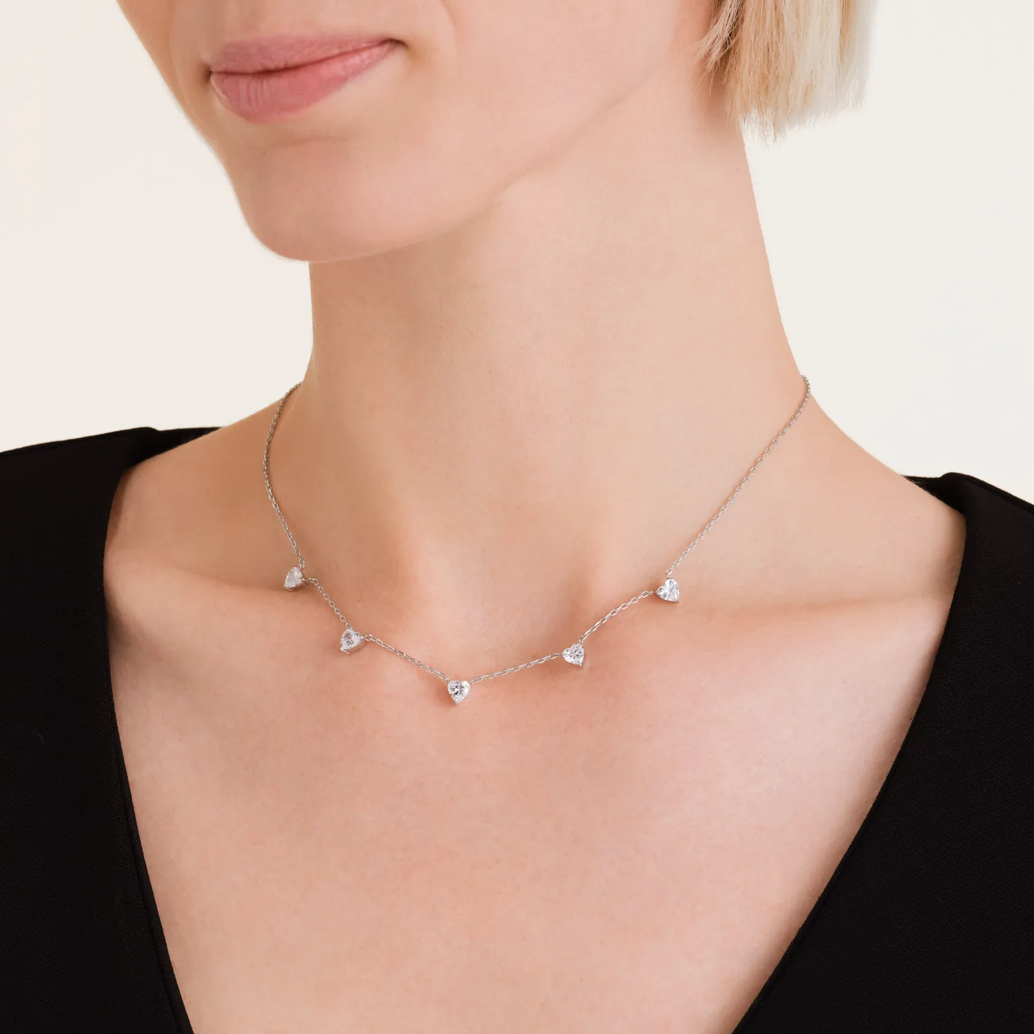 Rosefield Row Hearts Necklace halskjede gull, justerbart