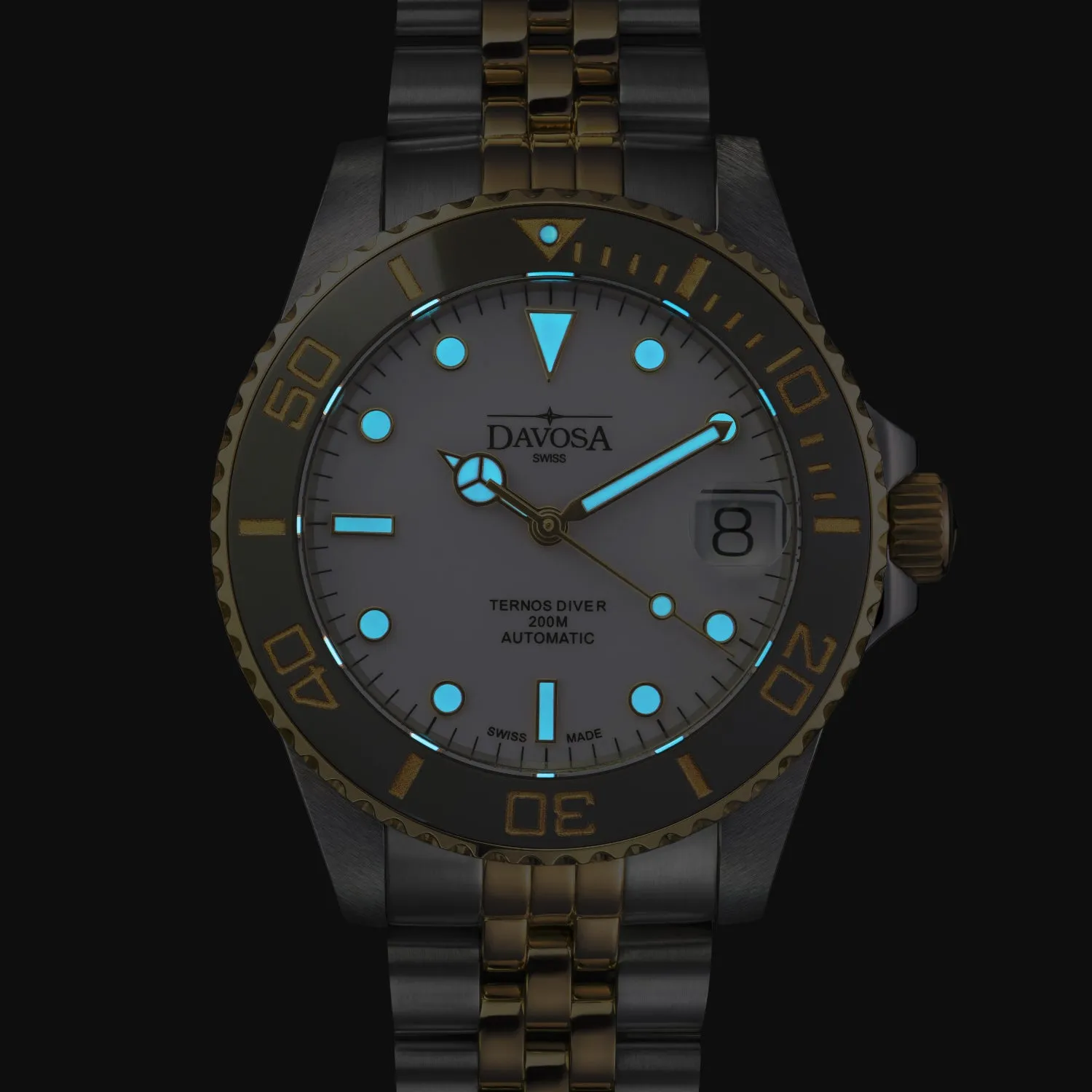 DAVOSA Ternos Medium automatisk klokke 36,5 mm for smalt håndledd