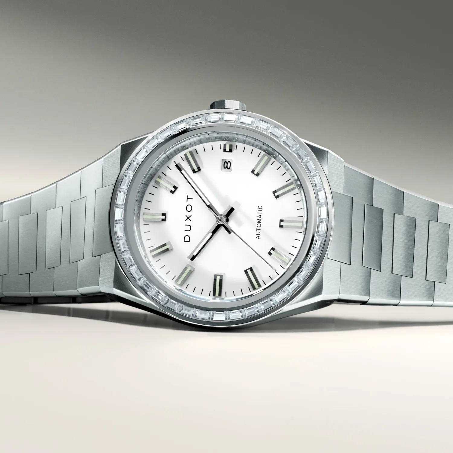Duxot Alicante White Gleam klokke med tre utskiftbare bezeler