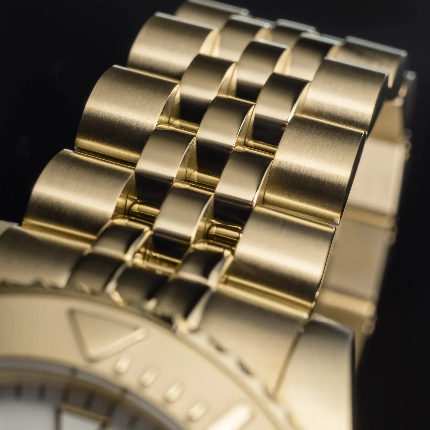 DAVOSA Ternos Medium automatisk dykkerklokke 36,5 mm