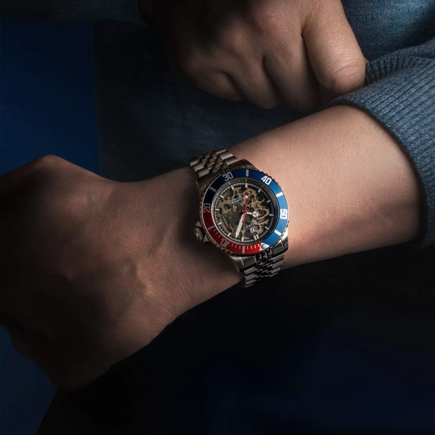 Duxot Atlantica Skeleton Diver automatisk klokke blå 100 m