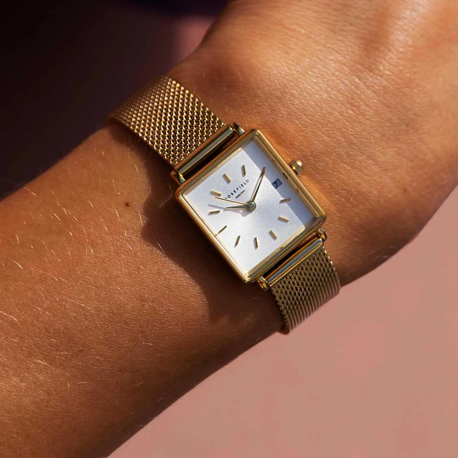 Rosefield Boxy XS Gold + Strap Gift Set klokke 22 x 24 mm gull