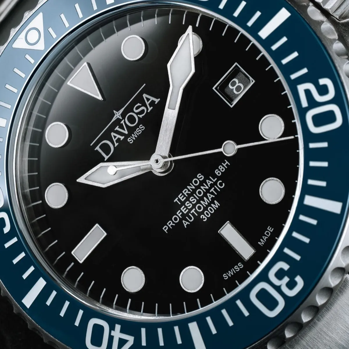 DAVOSA Ternos Professional 68h automatisk dykkerklokke