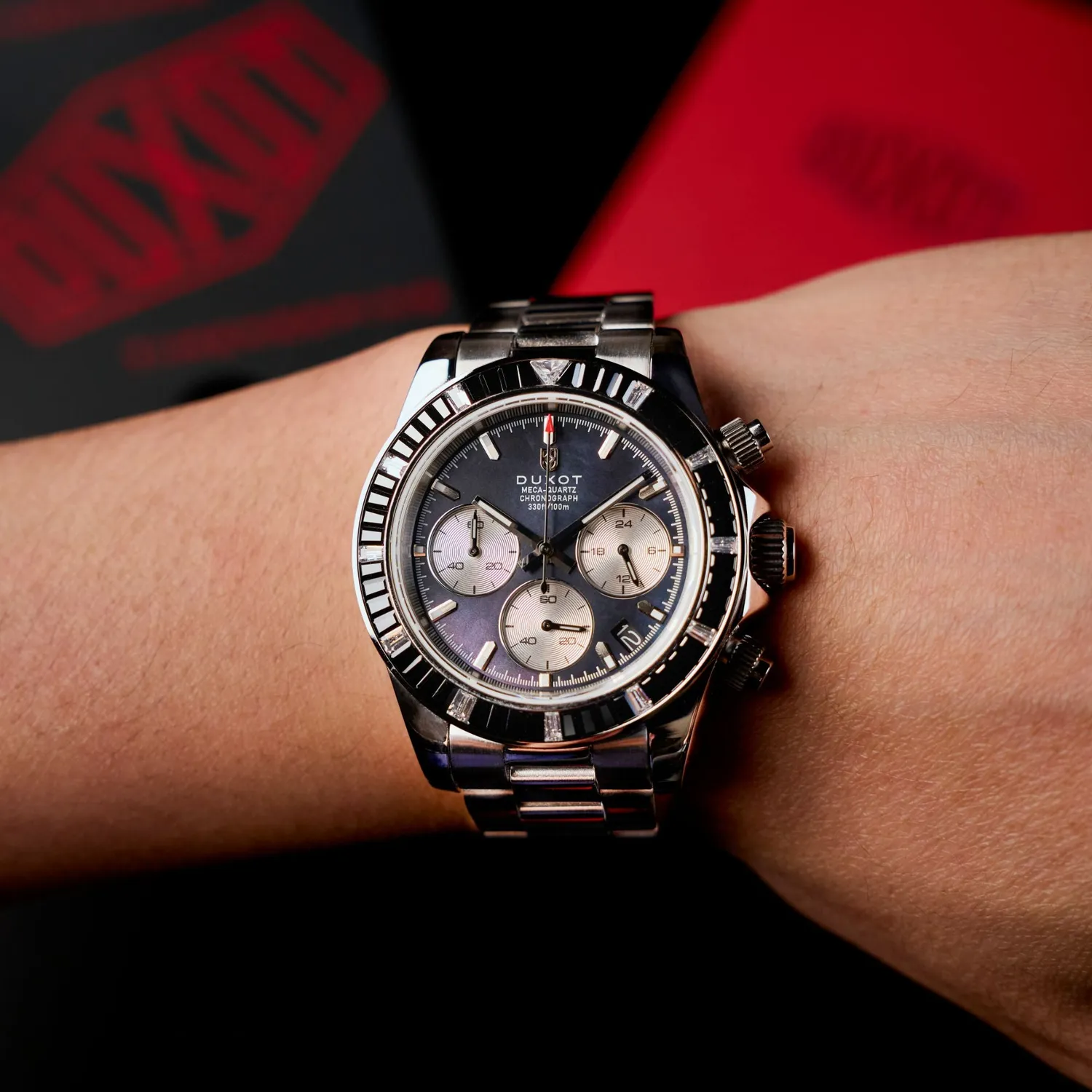 Duxot Accelero Rainbow Chronograph Pearl Silver kronograf 40 mm