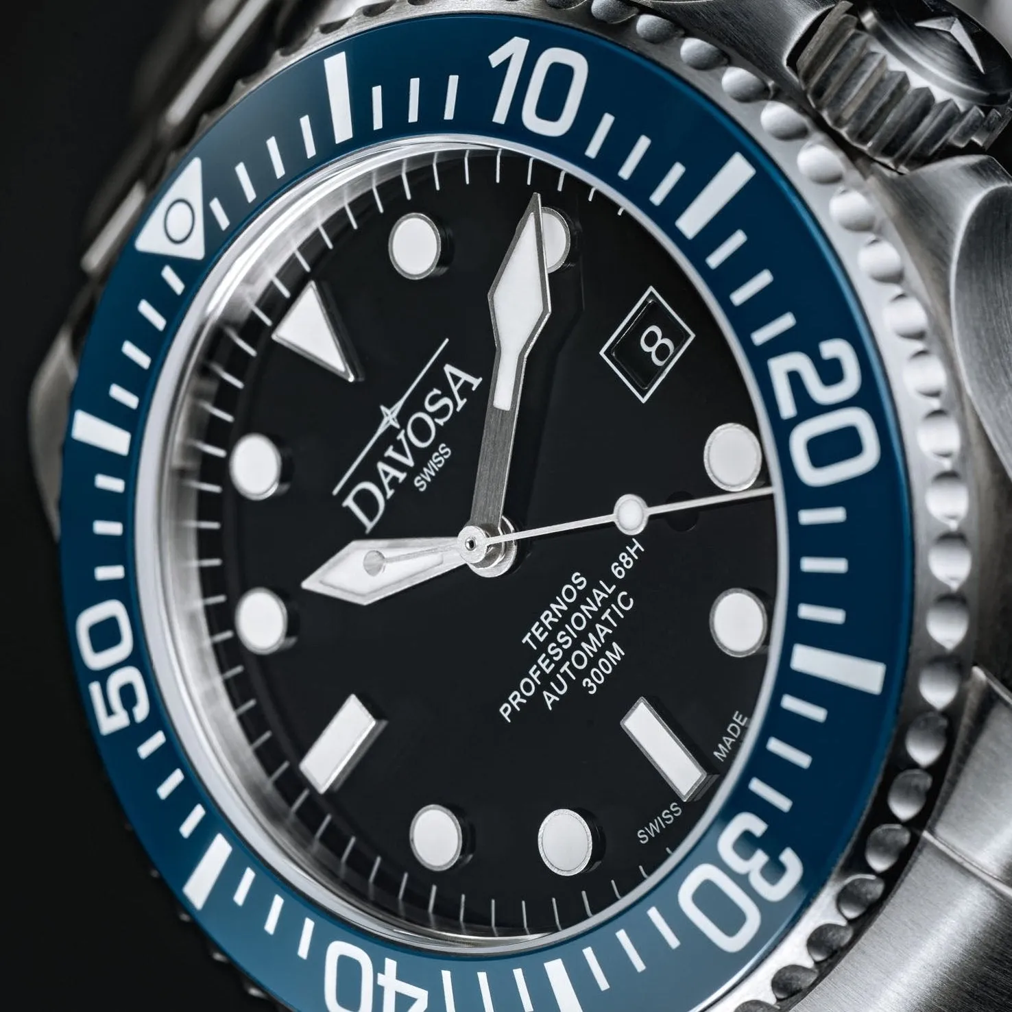 DAVOSA Ternos Professional 68h automatisk dykkerklokke