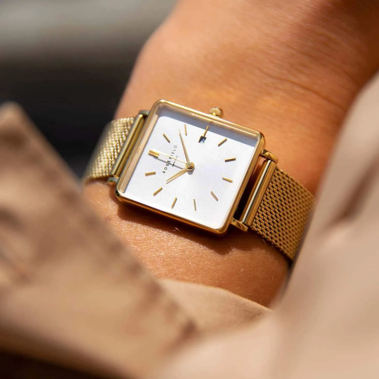 Rosefield Boxy Gold gullklokke og lenkesett