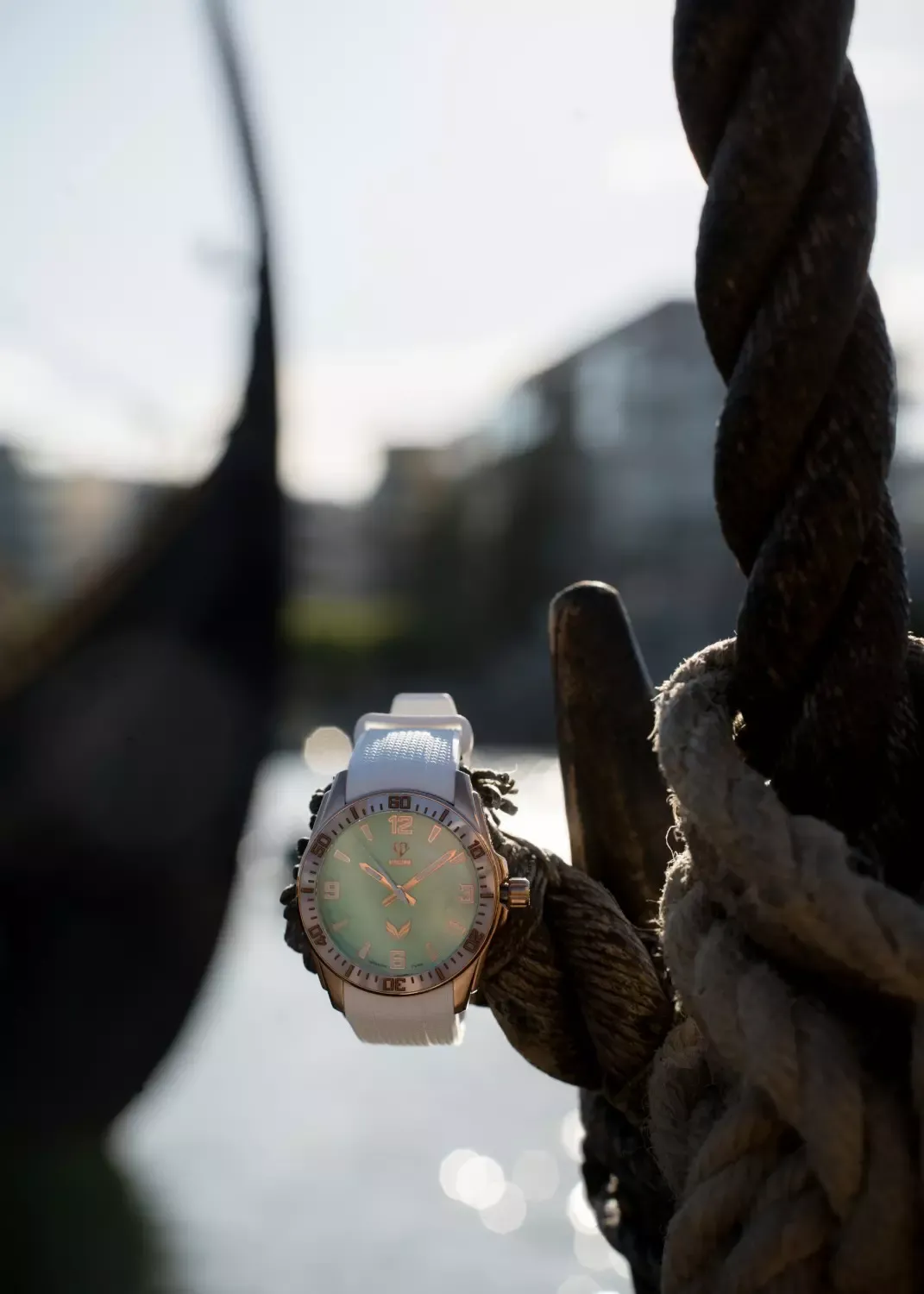Perfekt Ur Valkyrie Eir Rosé Grønn Perlemor Tallskive klokke 37 mm