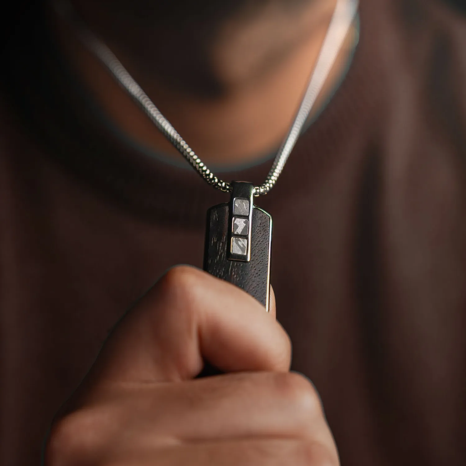 Duxot Accelero Dark Ebony Meteorite dog tag
