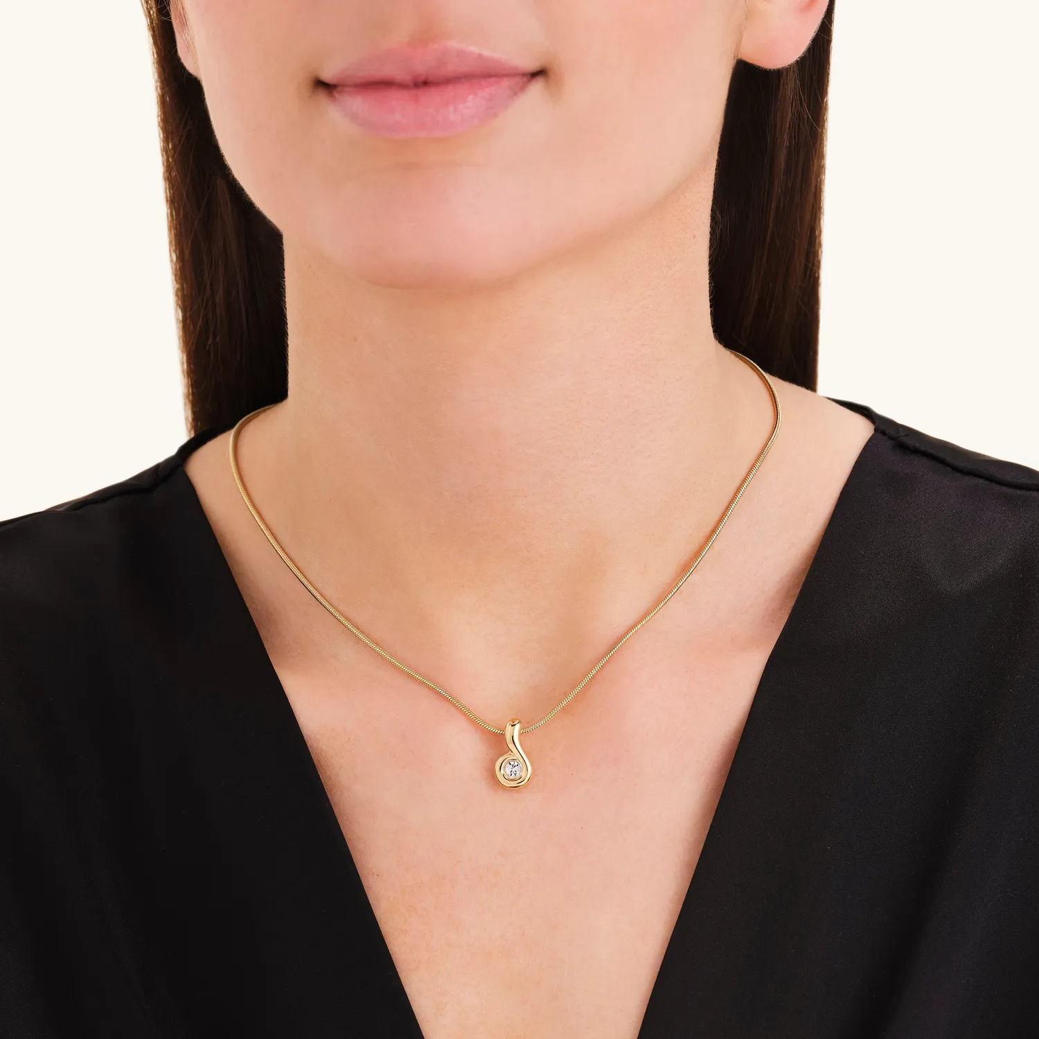 Rosefield Flow Pendant Necklace halskjede gull 42–46 cm