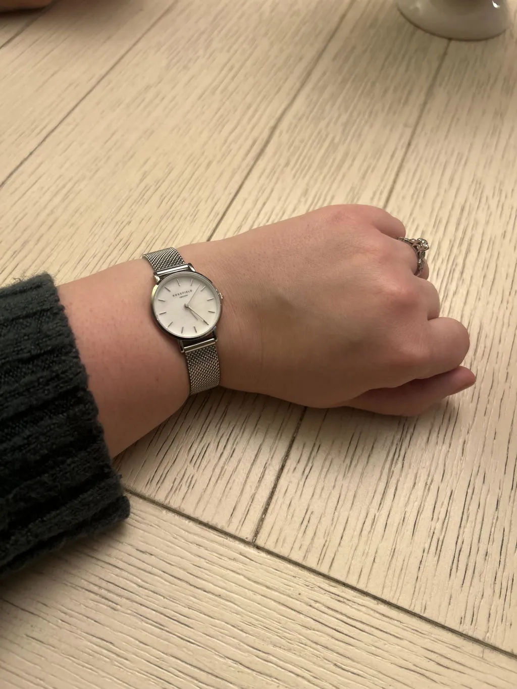 Rosefield Small Edit Pearl sølvklokke 26 mm med perlemorskive