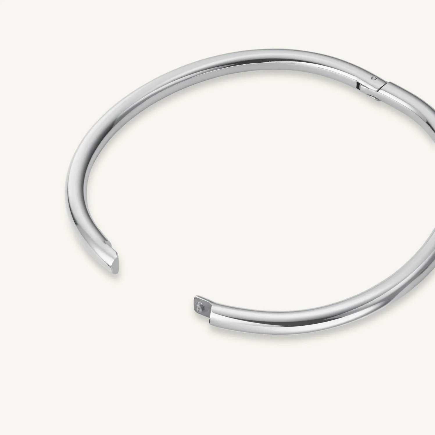 Rosefield Essential Bangle armring gullfarget 5,5 × 6 cm