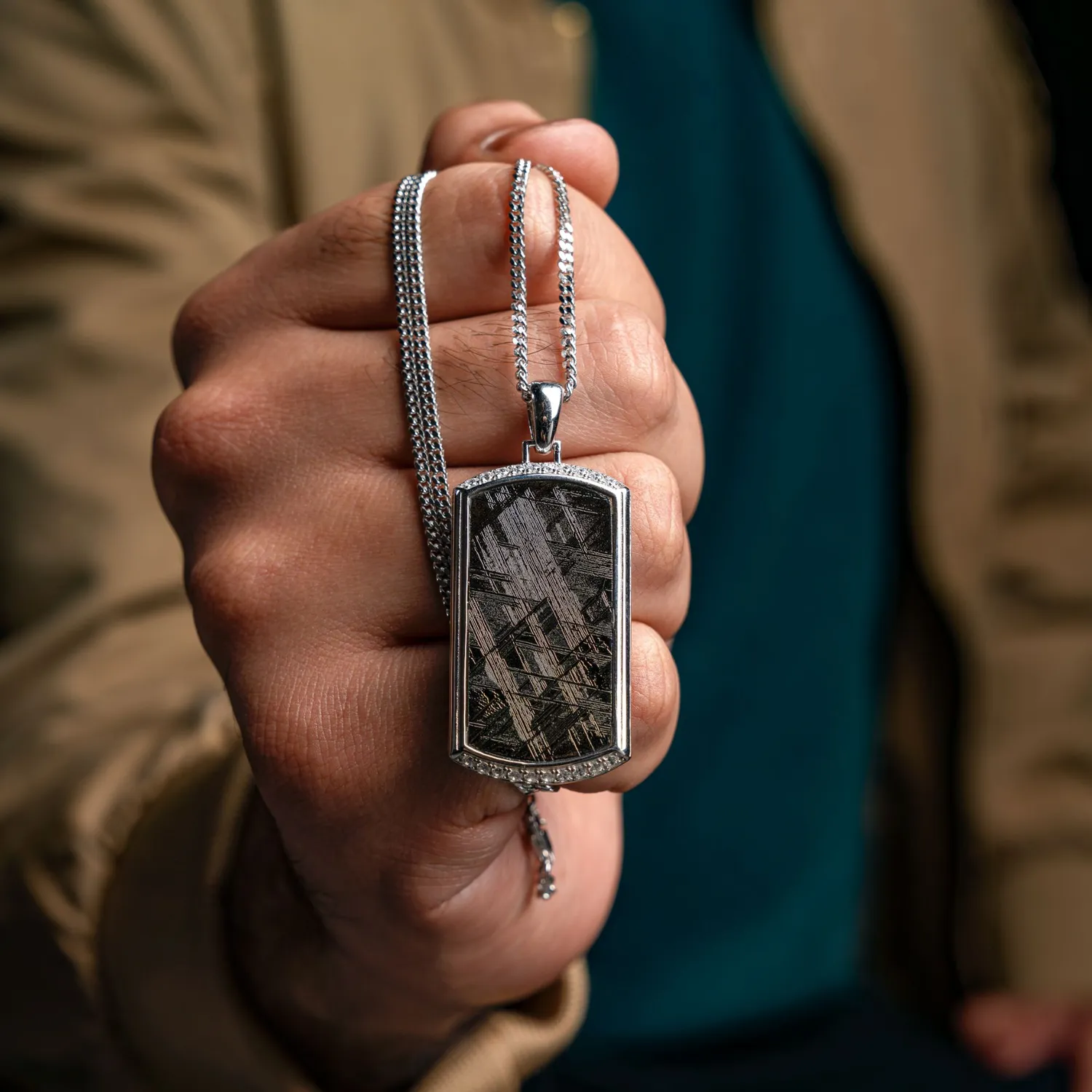 Duxot Vezeto Slate Black Meteorite anheng