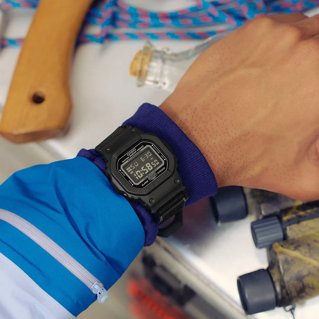 G-Shock Digital DW-5600MNC-1ER klokke 43 mm