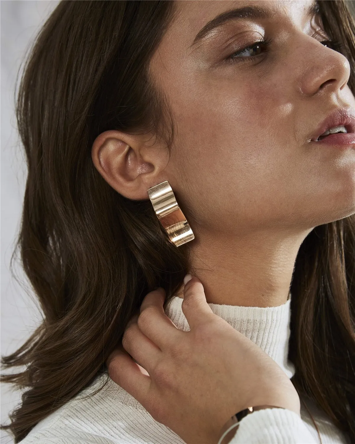 Rosefield Wave Charm Earring øredobb rosegull