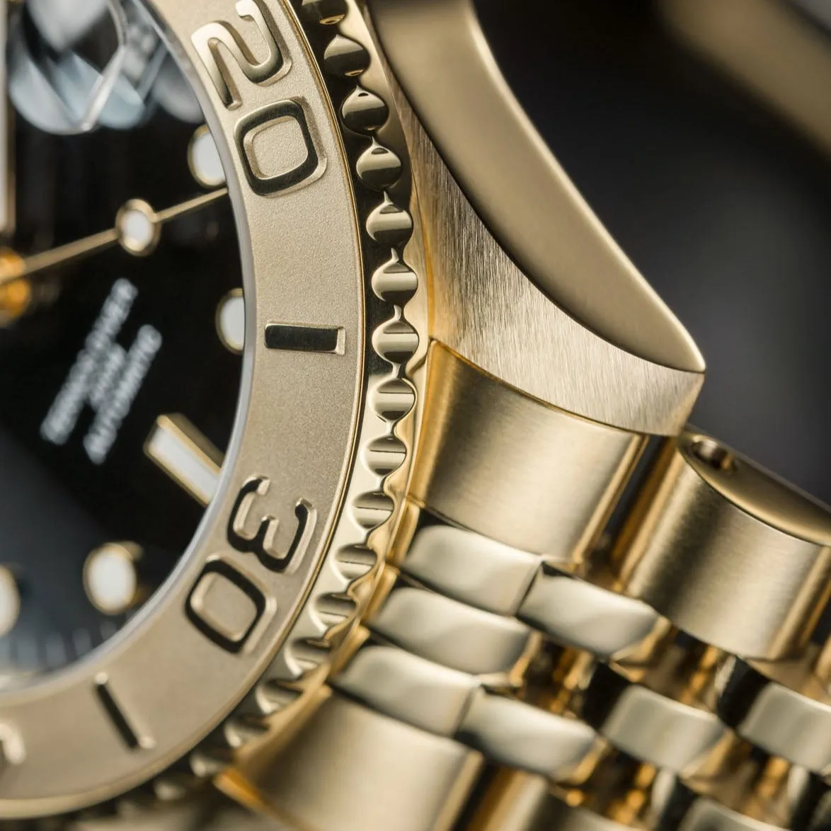 DAVOSA Ternos Medium automatisk dykkerklokke 36,5 mm