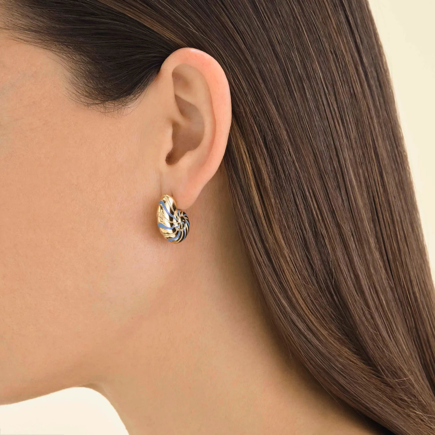 Rosefield Essentials Shell Enamel Earrings øredobber gull