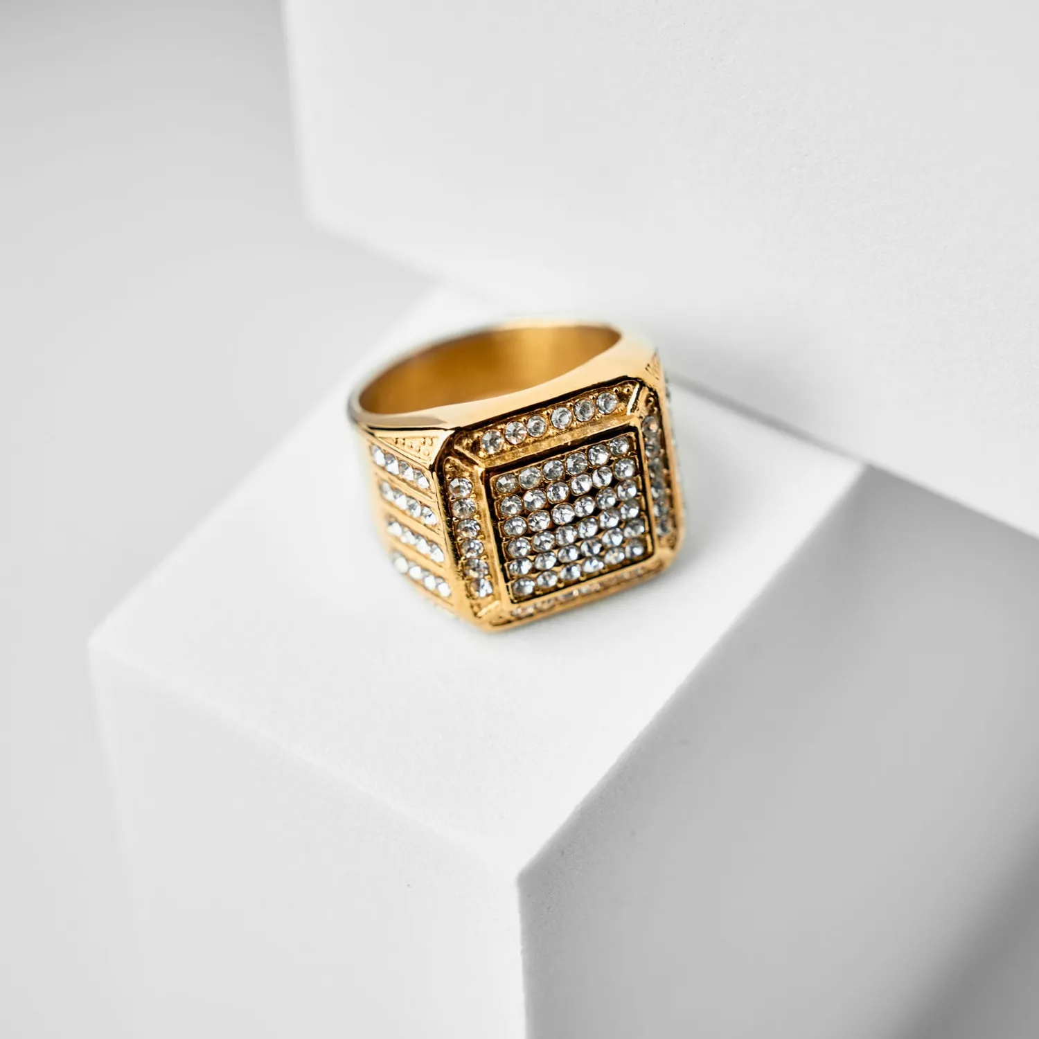 Duxot Vezeto ring gullfarget med hvit zirkonia str. 20