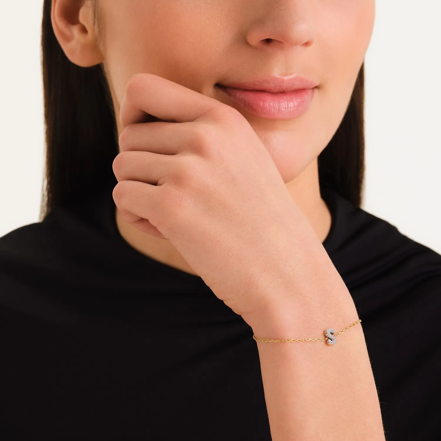 Rosefield Crystal Letter S armbånd gull 16,5–19,5 cm