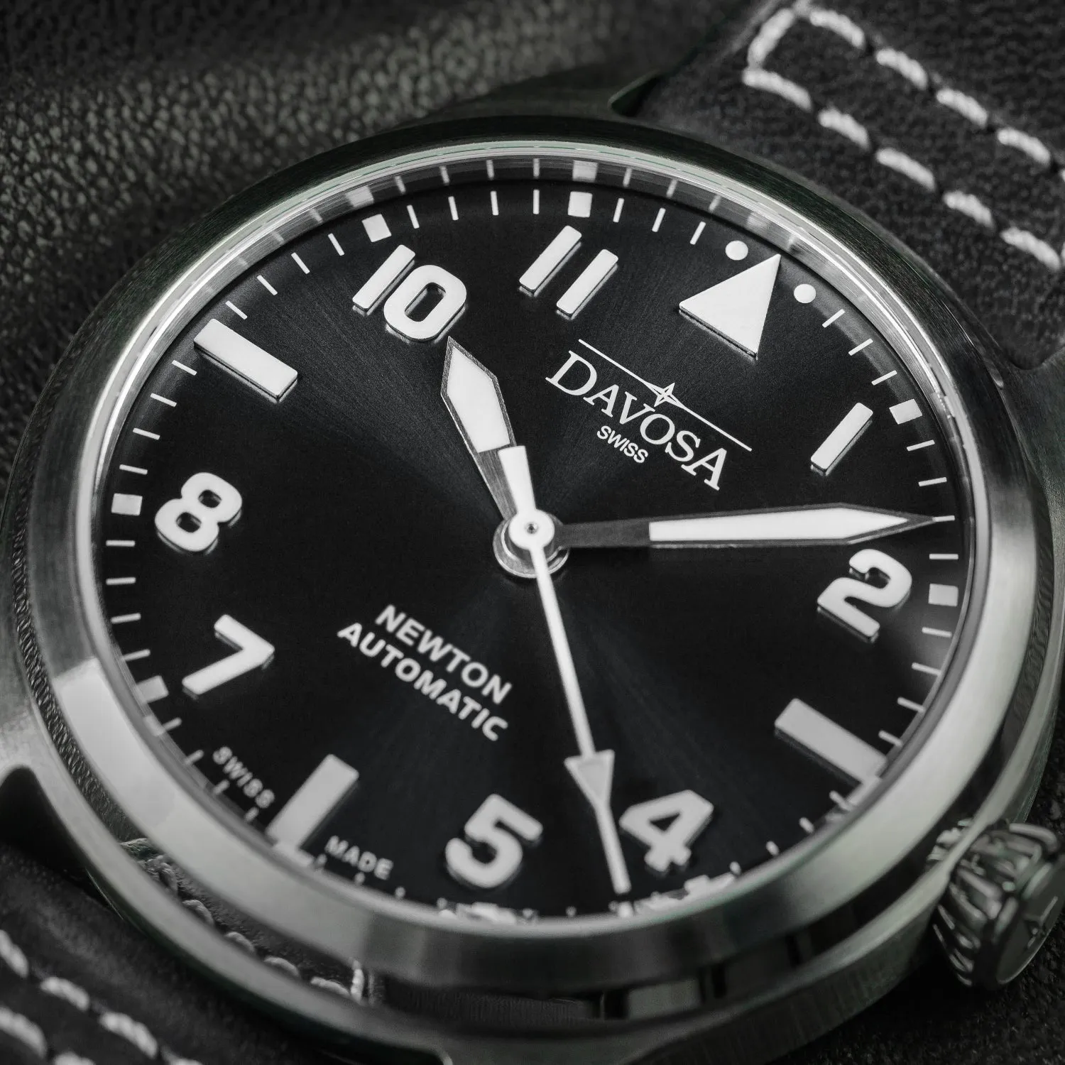 DAVOSA Newton Pilot Automatic herreklokke automatisk