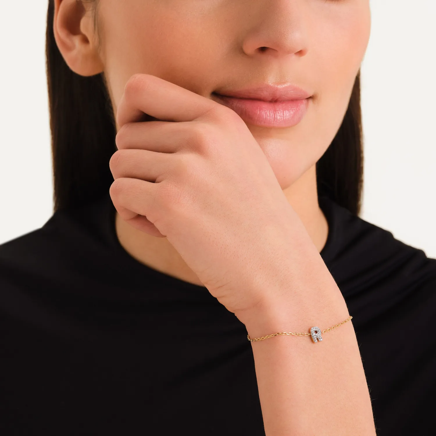 Rosefield Crystal Letter R Bracelet armbånd gull 16,5–19,5 cm