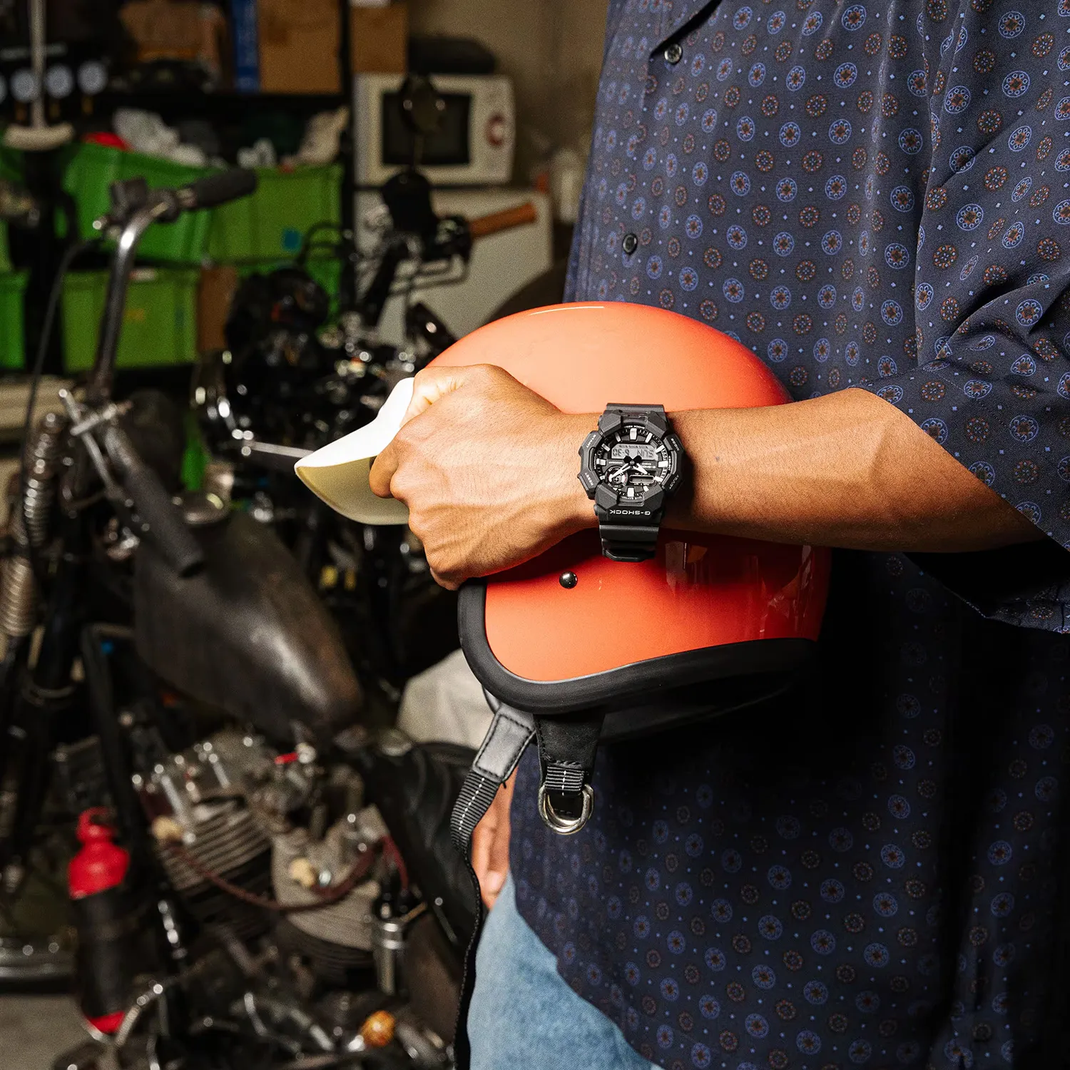 G-Shock GA-010-1A1ER analog-digital klokke