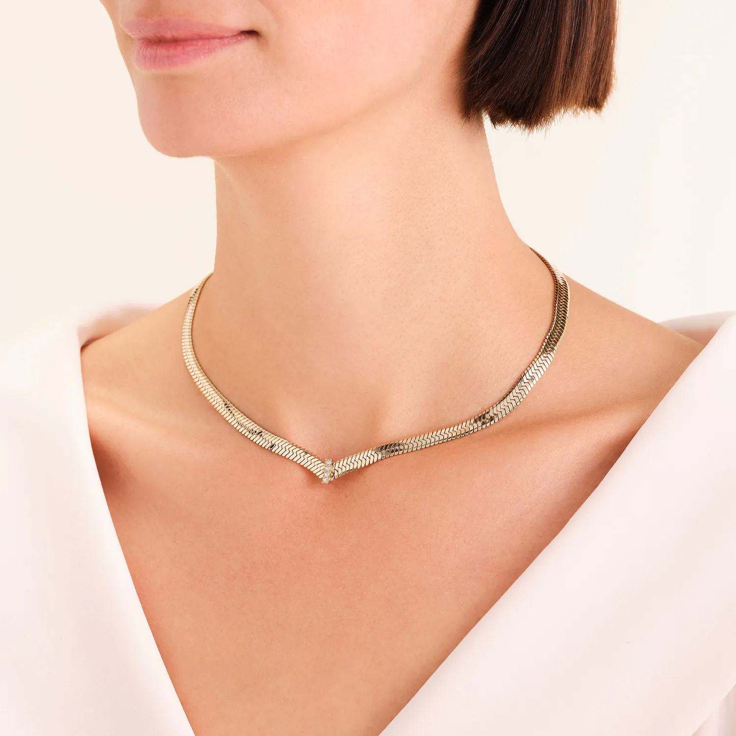 Rosefield Essentials Crystal Snake Necklace halskjede gull 45–49 cm