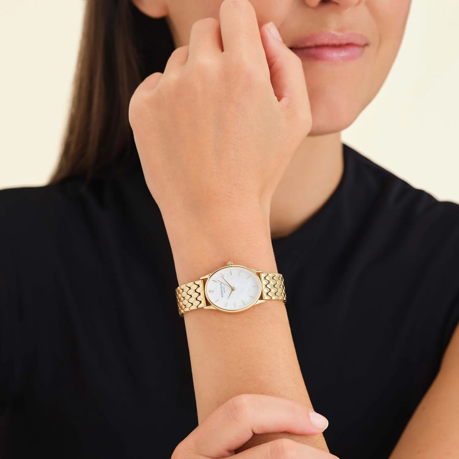 Rosefield Oval Pearl gullklokke 22 mm gullbelagt