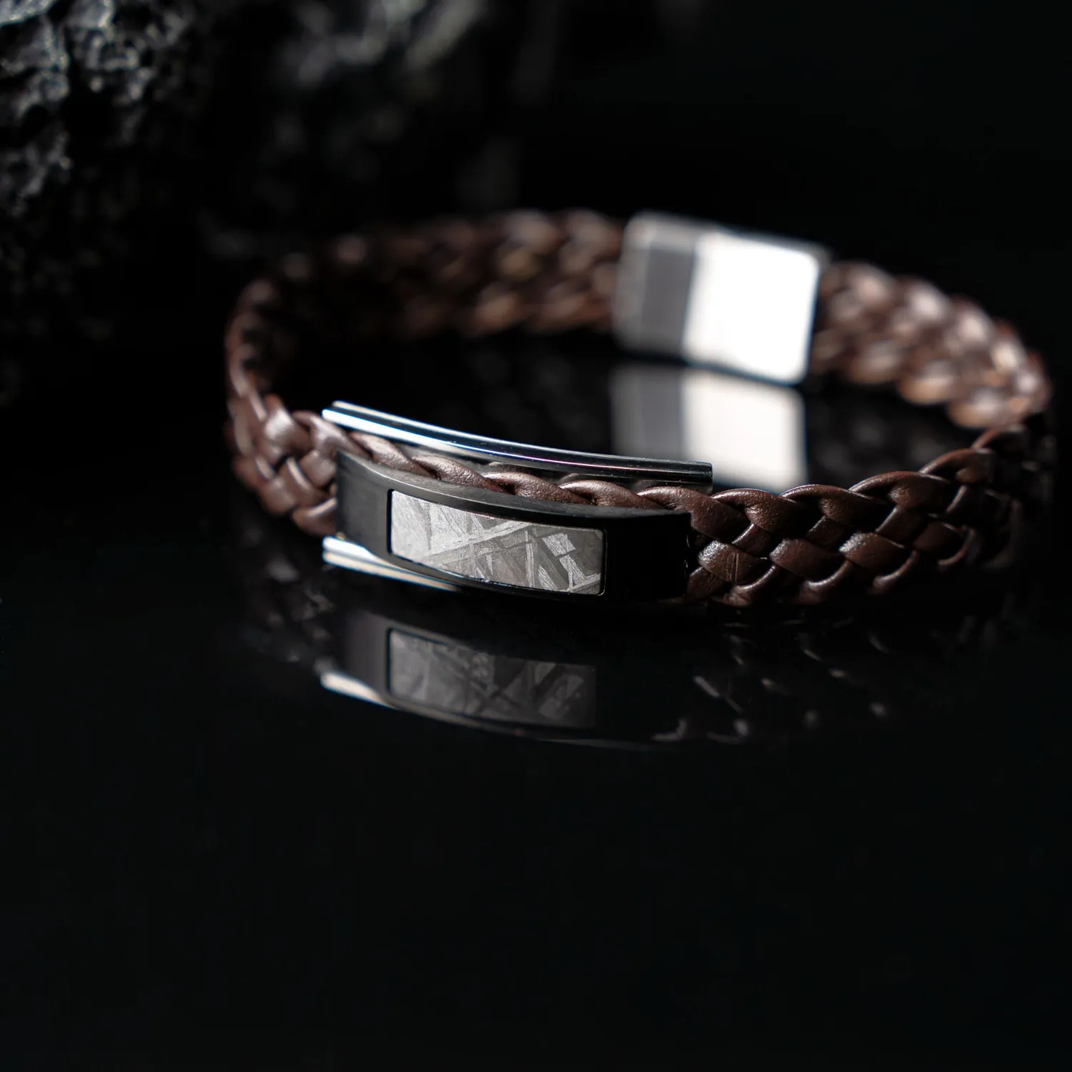 Duxot Accelero Gun Metal Meteorite armbånd med meteorittinnlegg