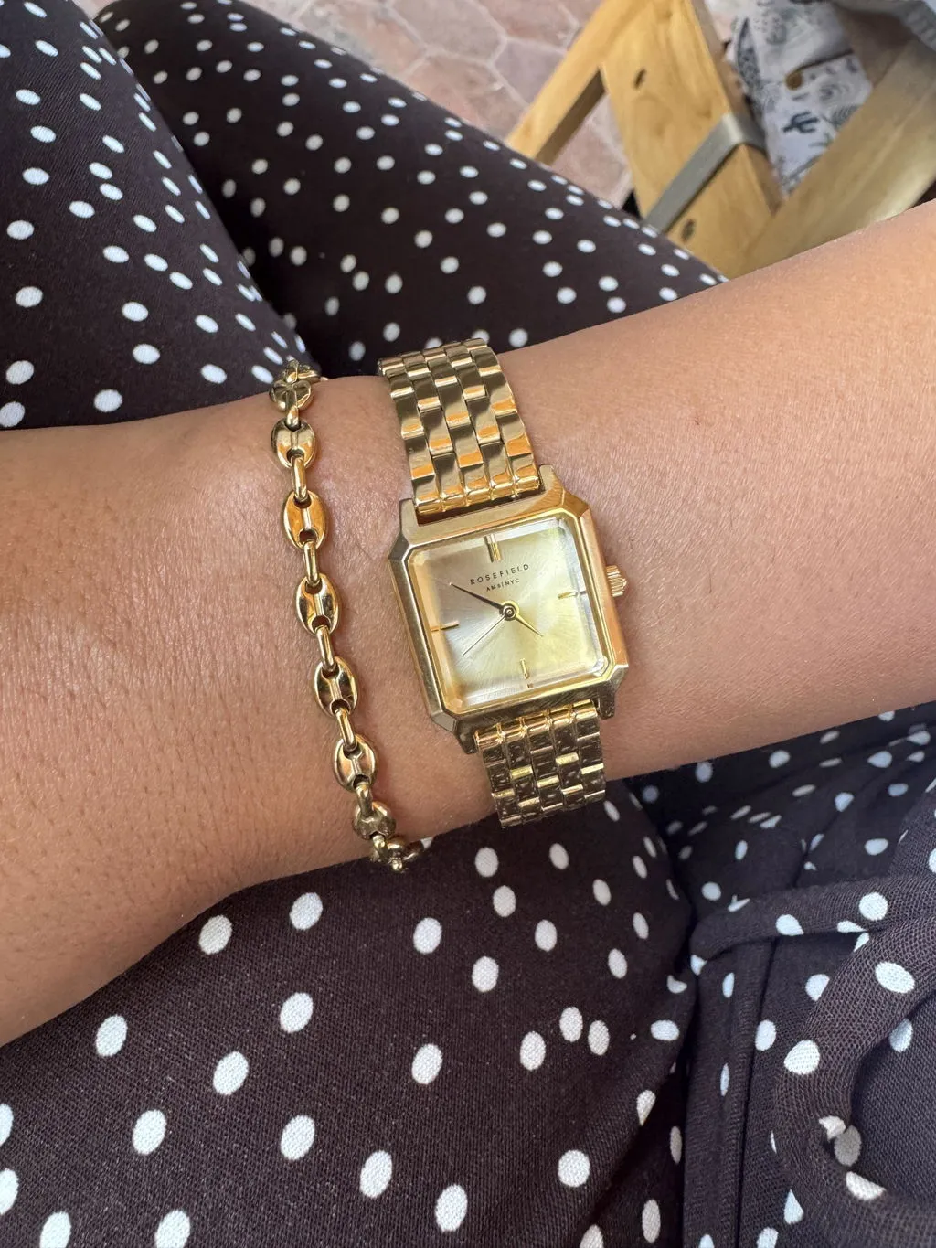 Rosefield Boxelle Champagne klokke gull 19,5 mm champagne urskive