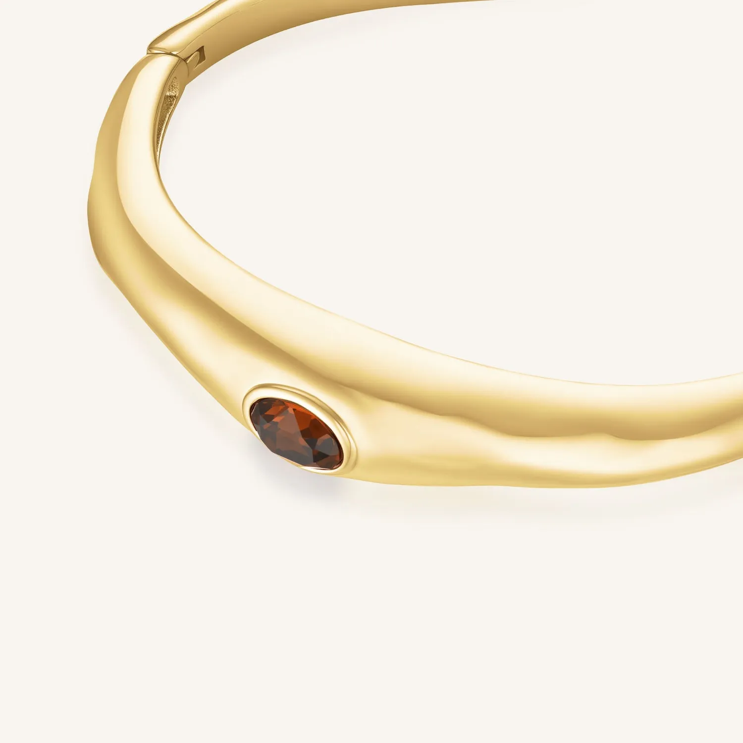 Rosefield Molten Brown Bangle armring gull 6 × 5 cm