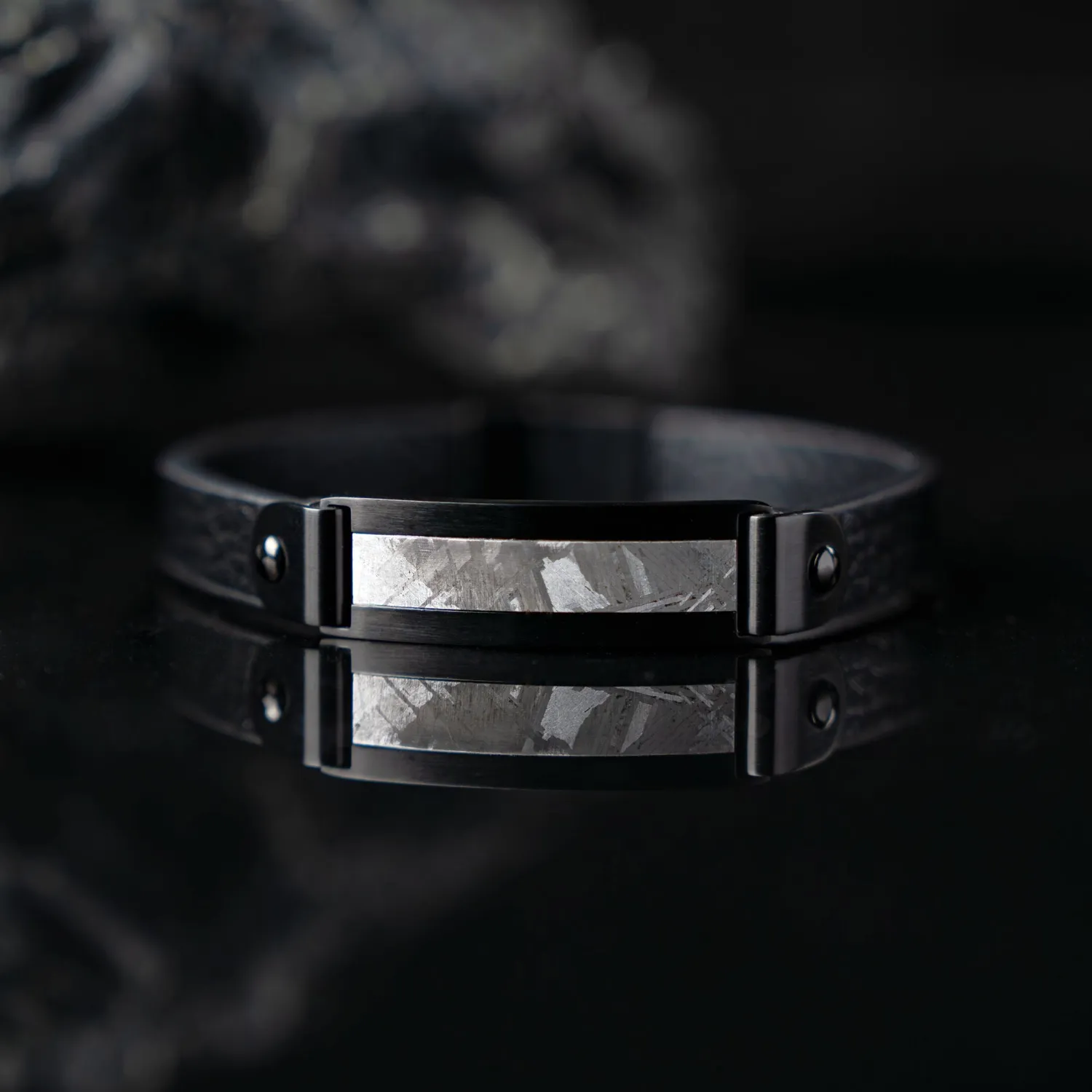 Duxot Vezeto Raven Black Meteorite armbånd svart