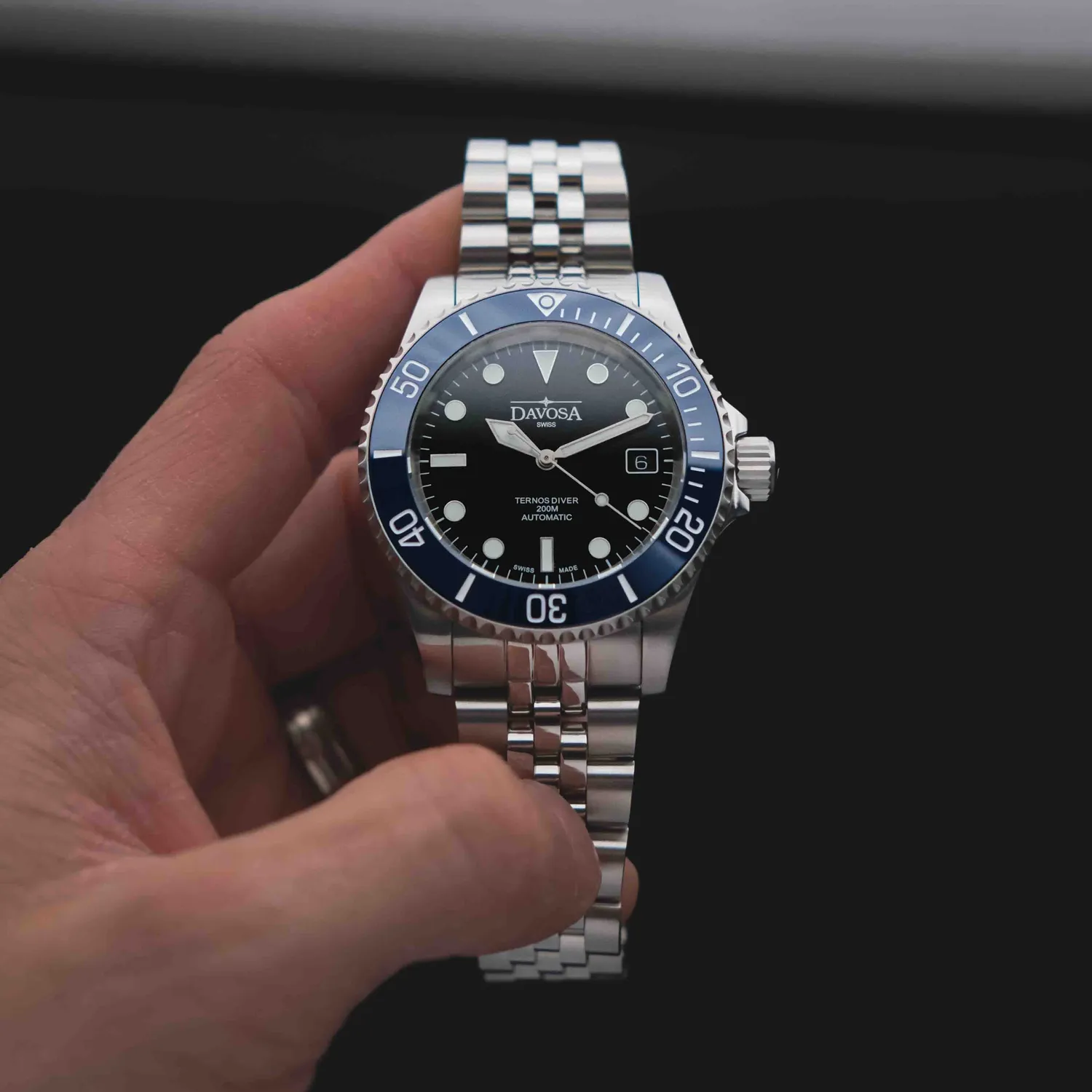 DAVOSA Ternos Diver automatisk dykkerklokke uten lupe