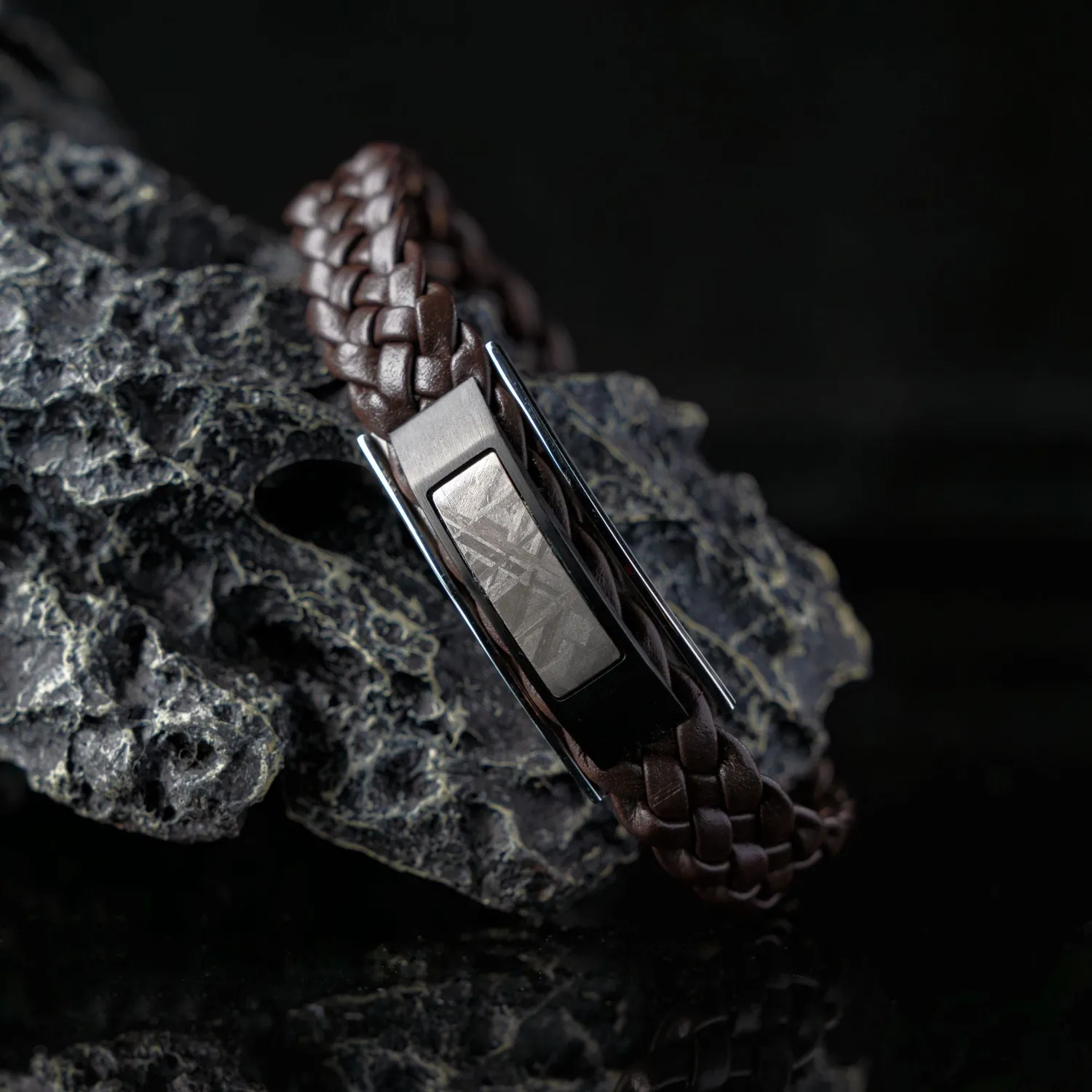 Duxot Accelero Gun Metal Meteorite armbånd med meteorittinnlegg