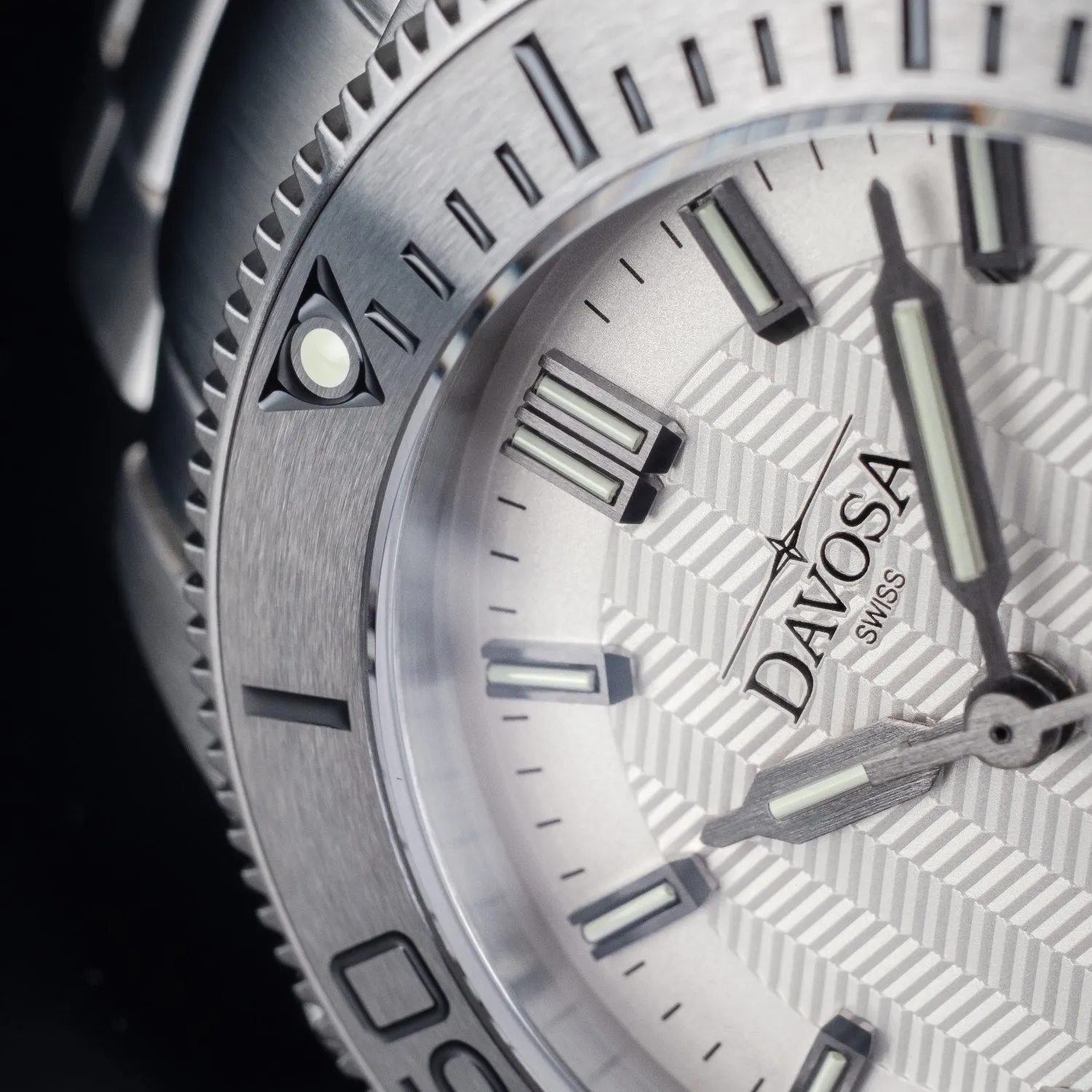 DAVOSA Argonautic Lumis BS automatisk dykkerklokke med tritiumlys