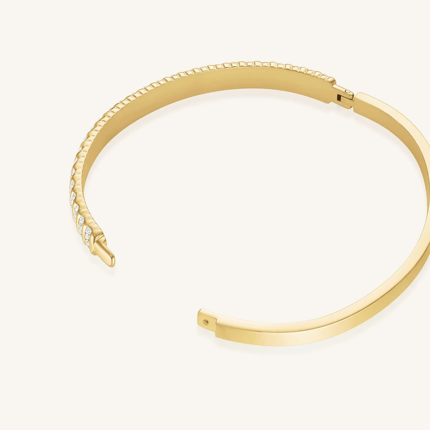 Rosefield Striped Pave Bangle armring gullbelagt stål 6 x 5 cm