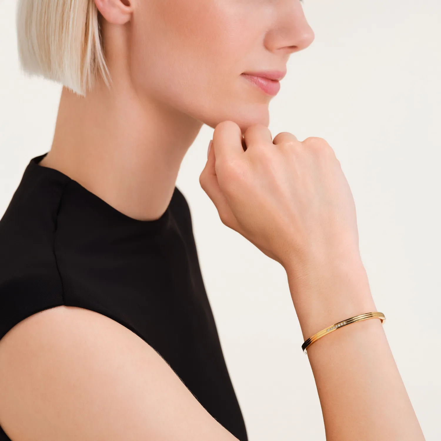 Rosefield Striped Crystals Bangle armring gull og sølv