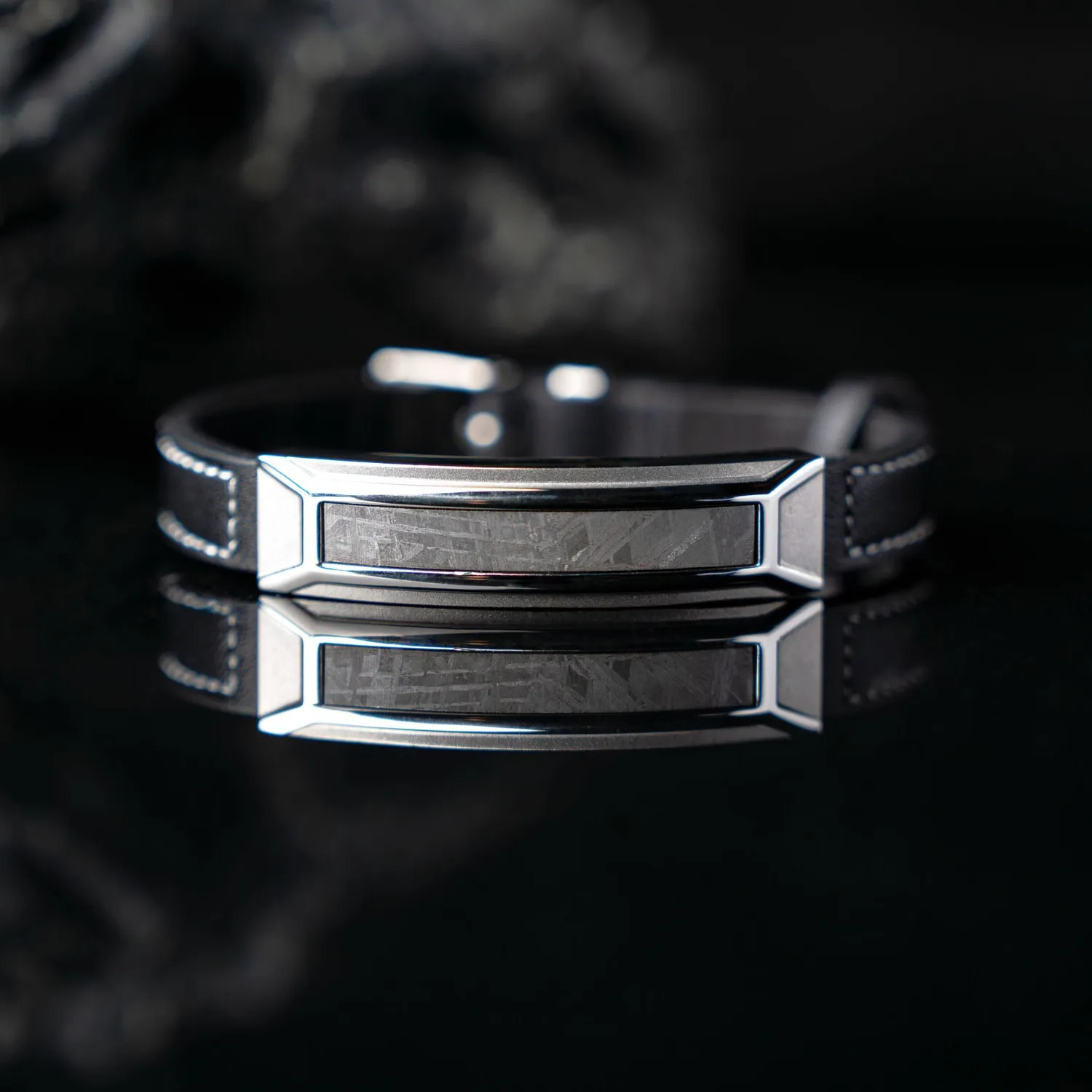Duxot Vezeto armbånd Jet Black Meteorite